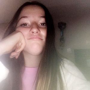 Meet your Posher, Katelynn